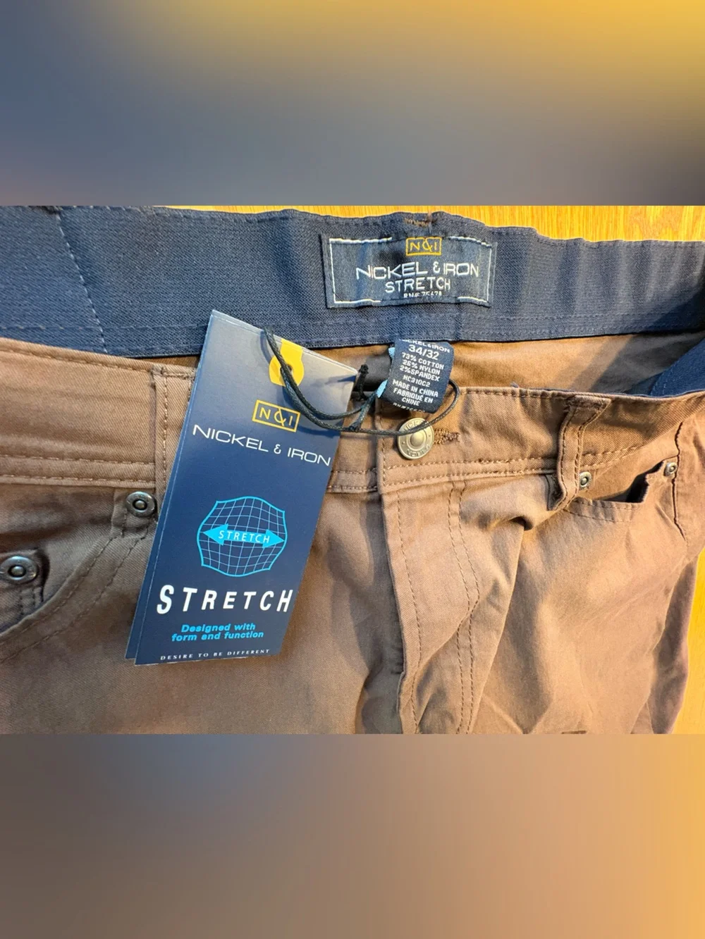 Nautica durable stretch